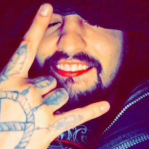 Meet your Posher, Wayne